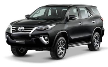 SUV Rental: Toyota Fortuner Automatic